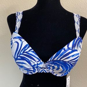 Tommy Bahama NWT Bathing suit top. 36C SPF 50 Fully lined cups adjustable straps